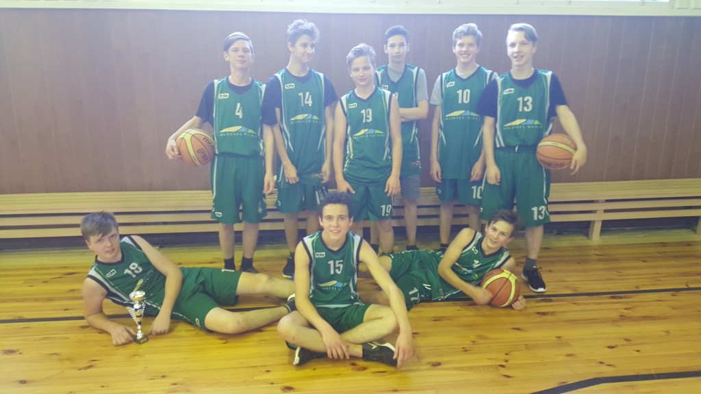 Basketbolistiem bronza!