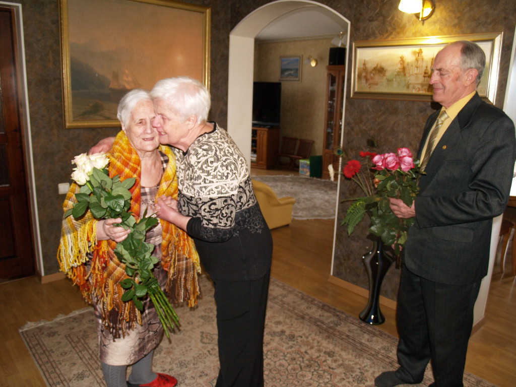 Viktorijai Kausiņai- 90