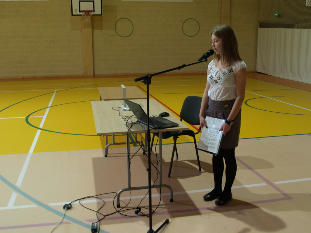 Labāko projekta darbu aizstāvēšana 2015
