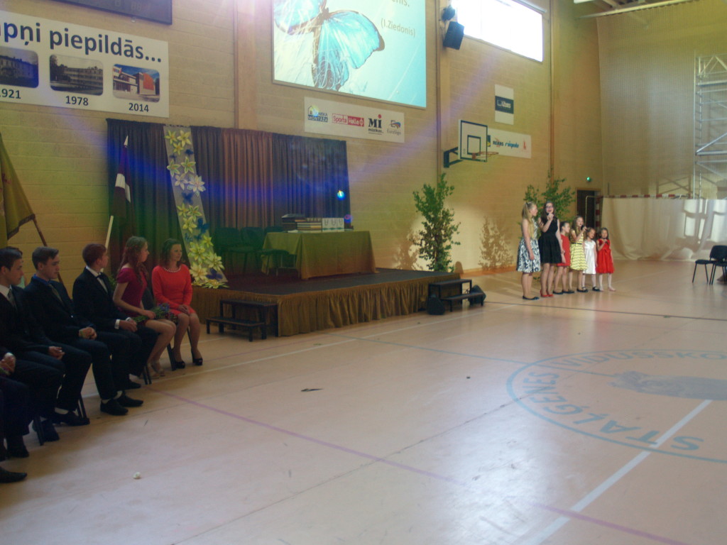 9. un 12.klašu izlaidums 2015