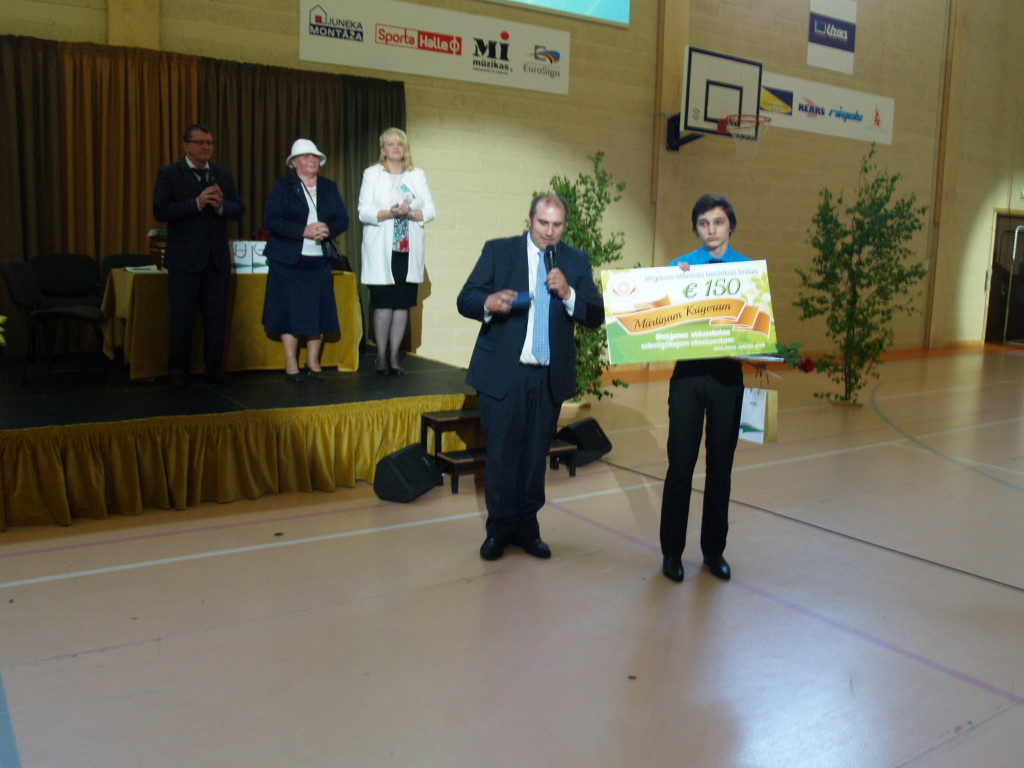 9. un 12.klašu izlaidums 2015