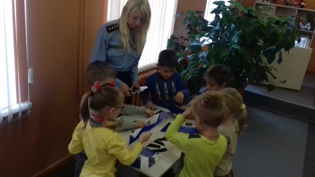 Ekskursija uz policiju.