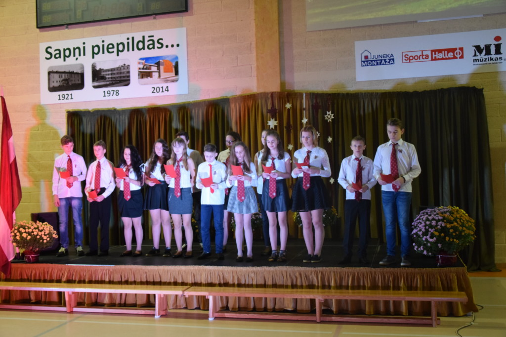 Par godu Latvijas dzimšanas dienai!
