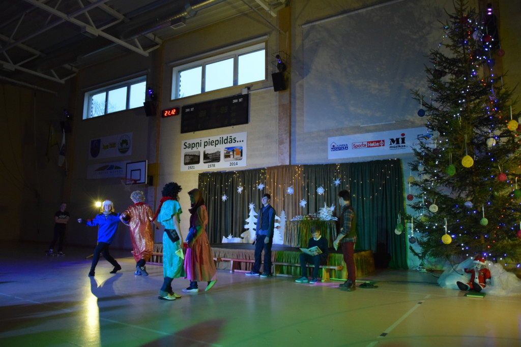 5.-9.klašu Ziemassvētku pasākums