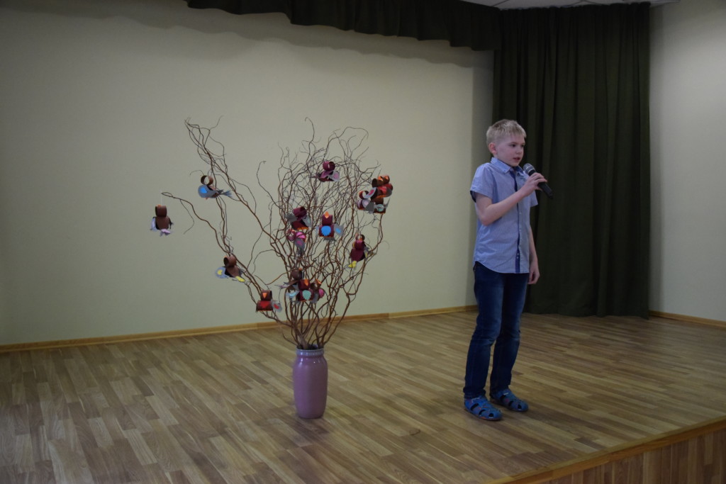 Dzejoļu konkurss sākumskolā.