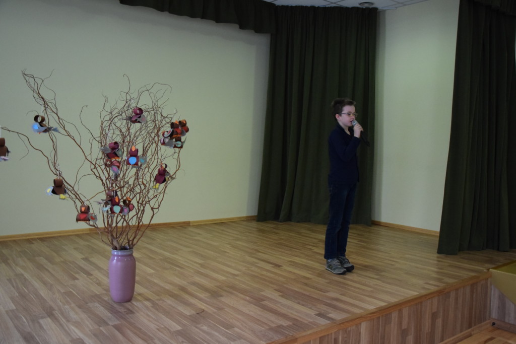 Dzejoļu konkurss sākumskolā.