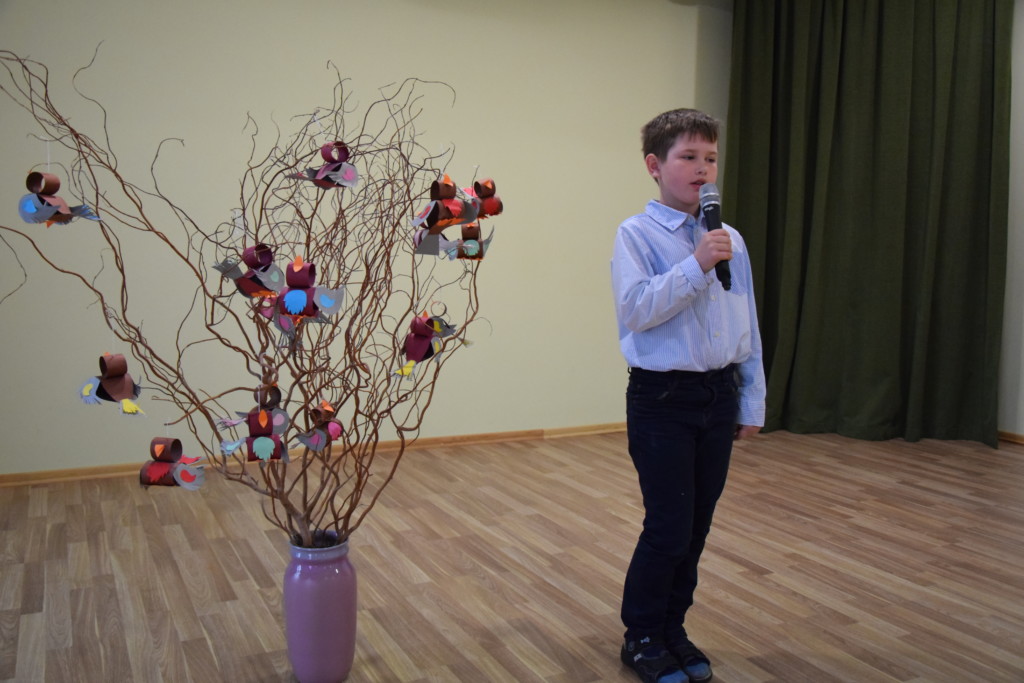 Dzejoļu konkurss sākumskolā.