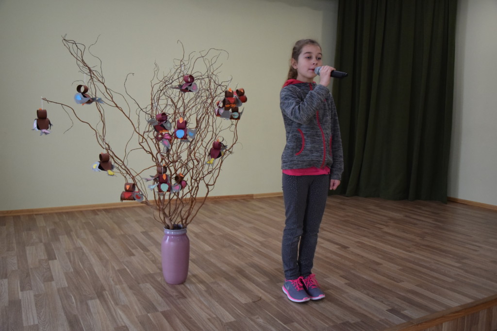 Dzejoļu konkurss sākumskolā.