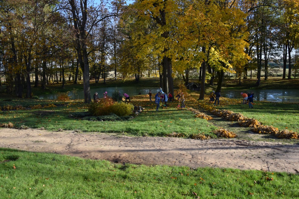 3.klase sakopj apkārtni!