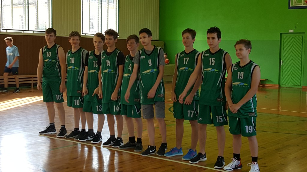 Basketbolistiem bronza!