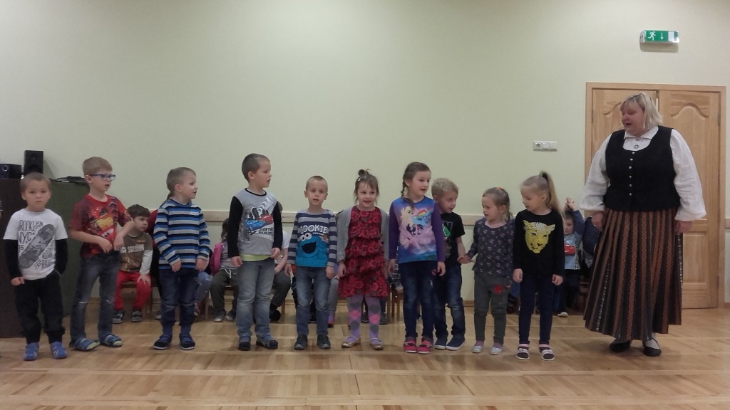 Mārtiņa gailīši dancīti veda